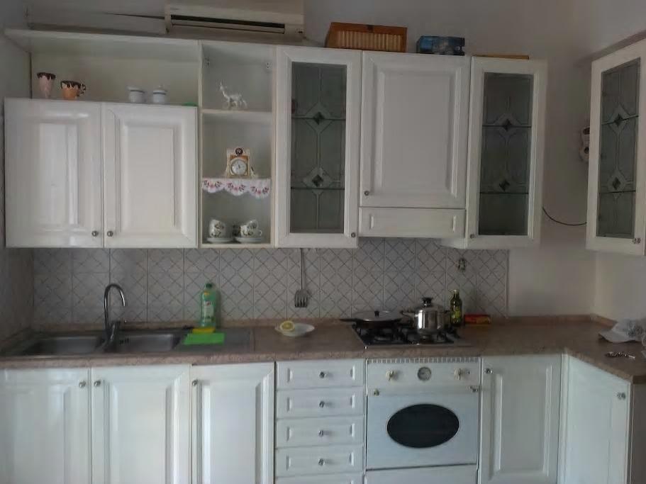 Trilocale A 800 Metri Dal Mare Apartman Scalea Kültér fotó